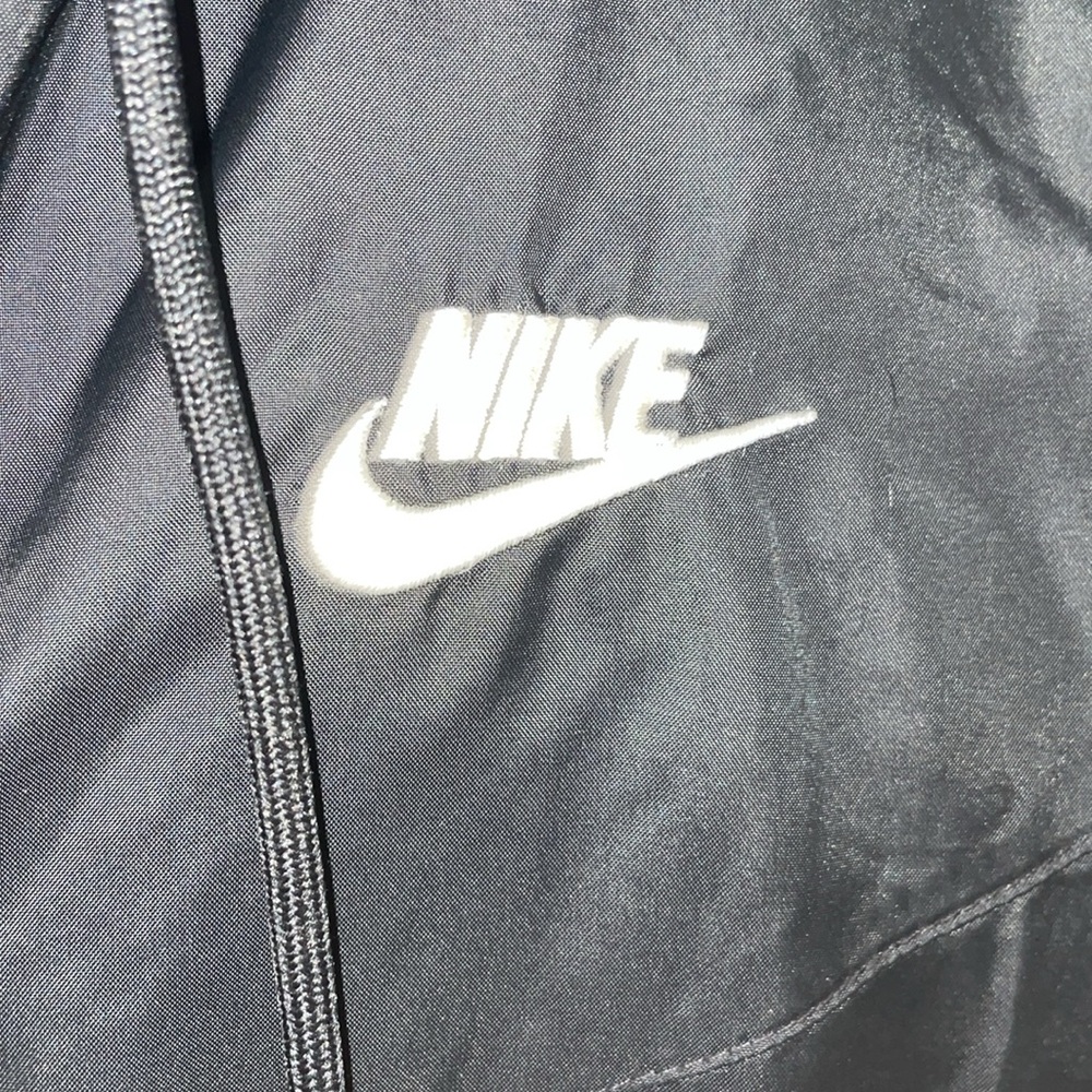 Nike Jacket Size Medium - image 5